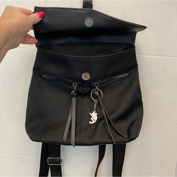 Botkier New York Mini Trigger Backpack Black - Picture 6 of 12